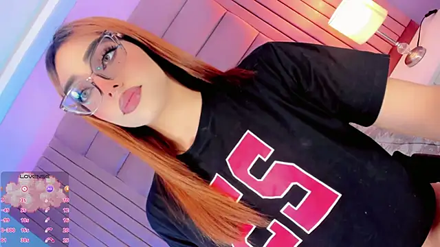 Camille_deluxe webcam