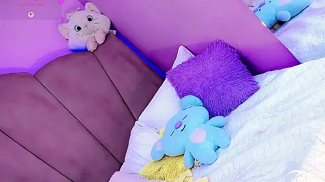 AlissonDannae777 live sex cam