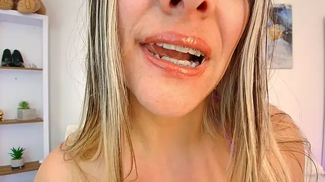 Isabella_Harley webcam