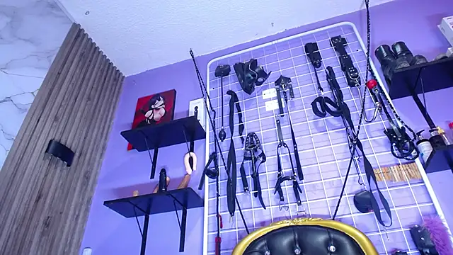 _candy_bdsm_ webcam