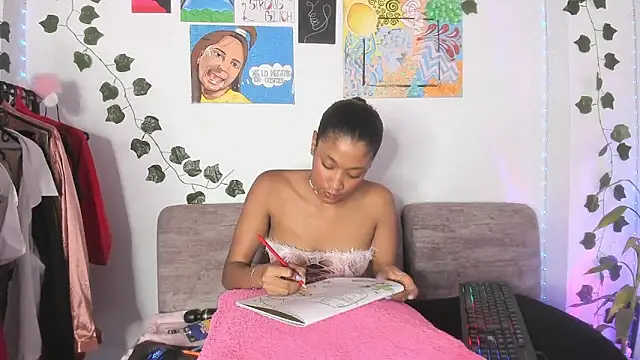 ElectraaJoness webcam