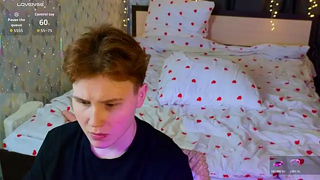 two_gerls_here (F young) - spread your ass in your panties!🥵