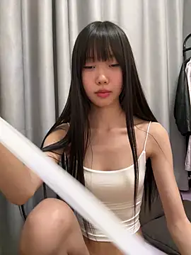 xinyu789 (F teen) - 口水滴胸喂哥哥吃奶