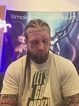 Smokebluntafterblunt webcam