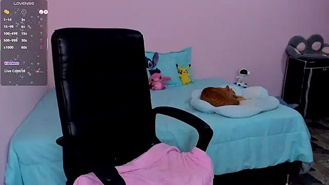 Laura_Olssen27 webcam