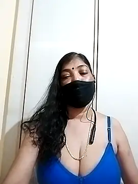 SanthiyaTamil01 webcam