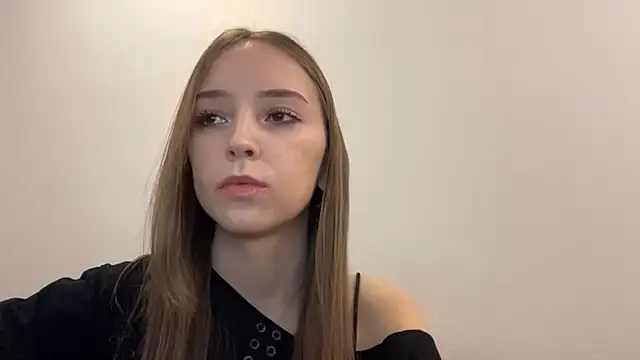 TanjaBrounson webcam