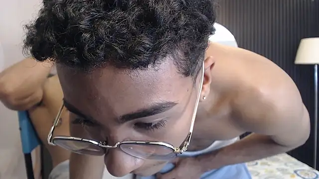 goldenjyj (M twink) - get nacked