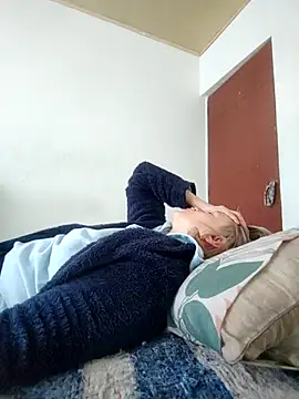 MARILYNMADELENAKOVANOVA webcam