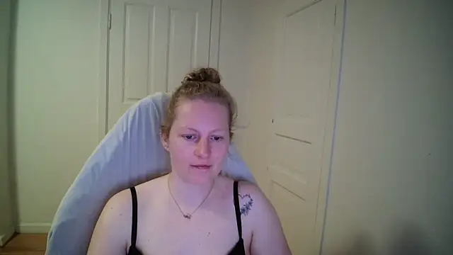 Girlnina-1995 webcam