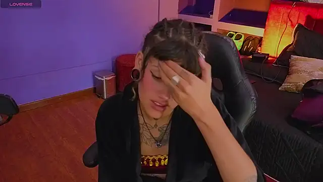 _sharlotte777 webcam