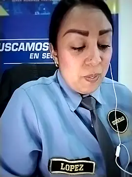 Cristal_Security... Live Webcam on Stripchat