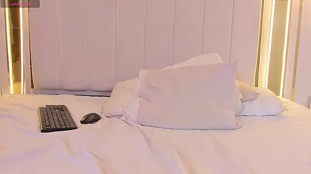 naughtyrose_vc webcam