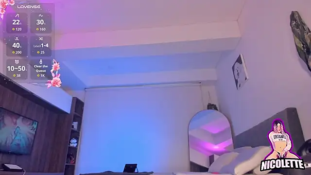 nicolette_tay live sex cam