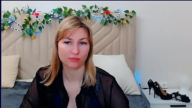 Incredible_Ariela webcam