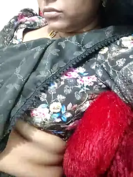 sweetqueen143 webcam