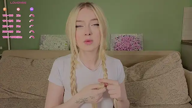 ChristinBland webcam