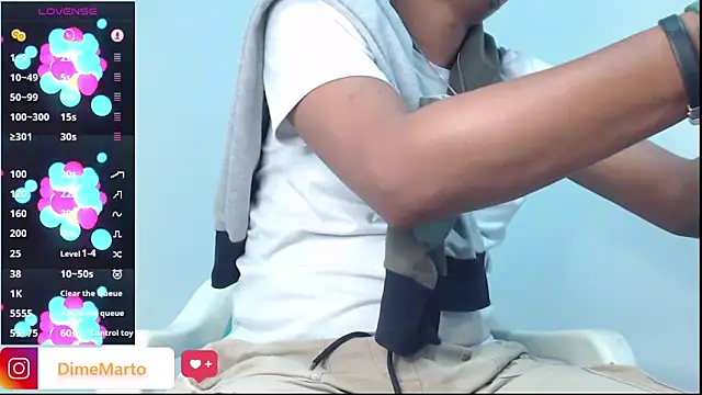 mike_black_22 webcam