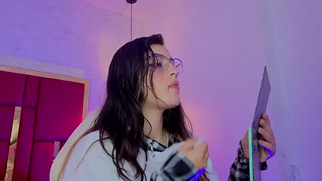 moon_winy - Moon_winy's free webcam - UK Sex Cams