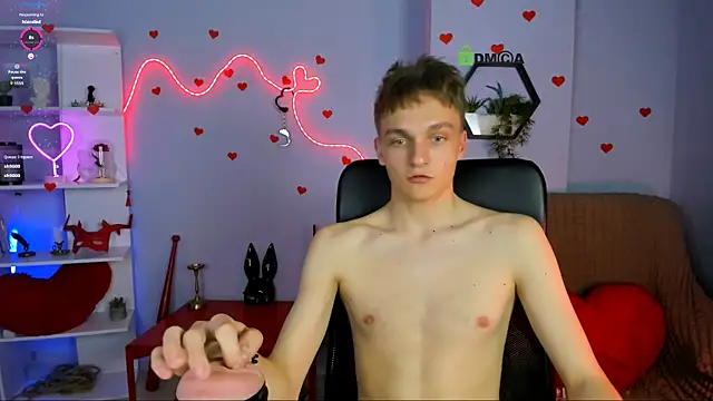 john_lik (G twink) - flash dick