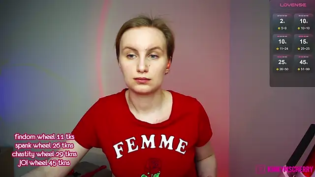 KinkyMissCherry webcam