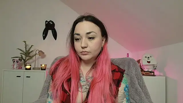 PinkHurricaneOfficial webcam