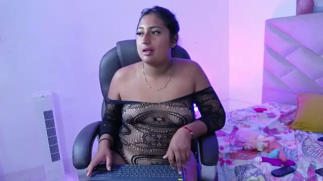 DestiinyBlack webcam