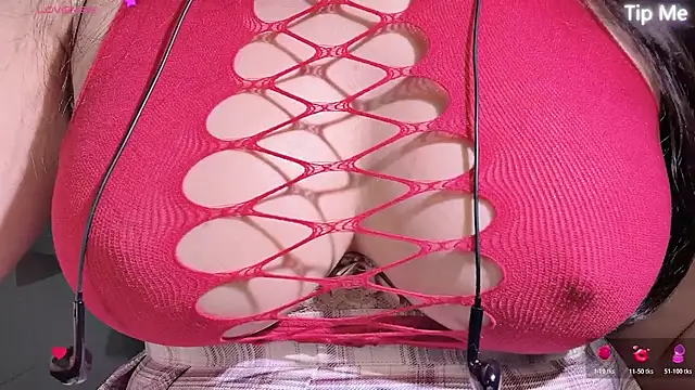 美女donghuangtaiyi---在线直播