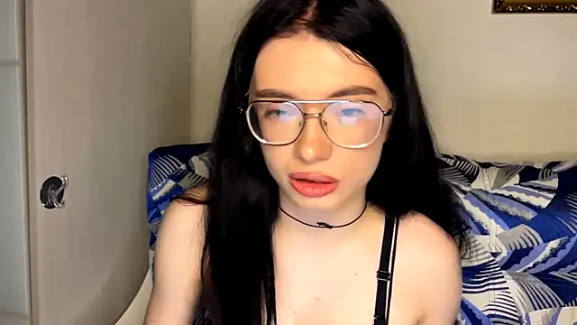 RenataBrought webcam