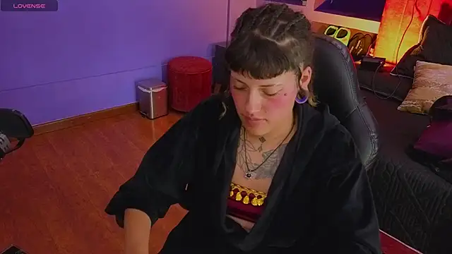 _sharlotte777 webcam