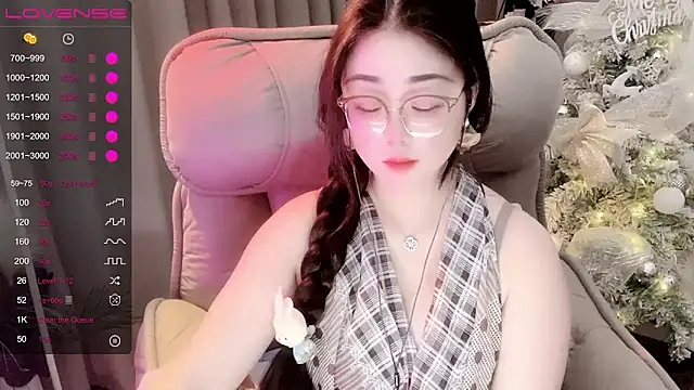 Monica-666888- webcam