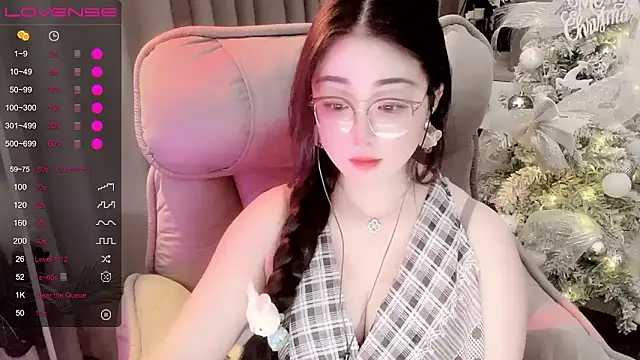 Monica-666888- webcam