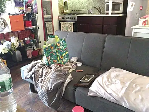 littyleesh1 - Littyleesh1's free webcam - UK Sex Cams