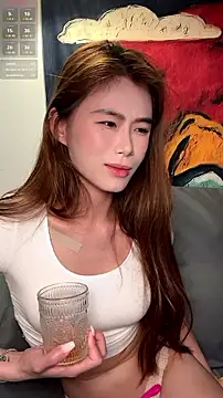 美女Cici250808在线直播