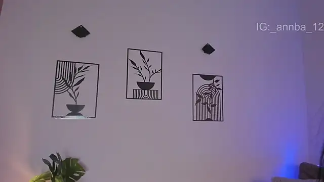 annie_barozzi webcam