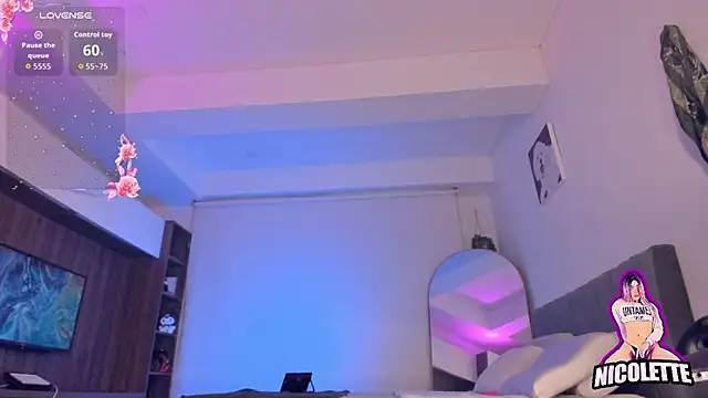 nicolette_tay webcam