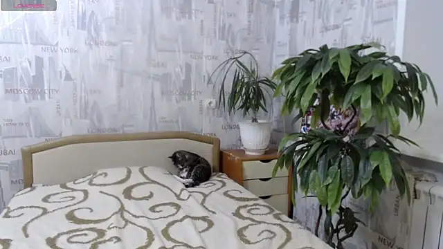 ginaqsoul (Ask my age) - striptease dance