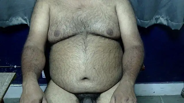hairysubcub_70 (Ask my age) - Welcome To Daddy's Room. Make Daddy Cum.