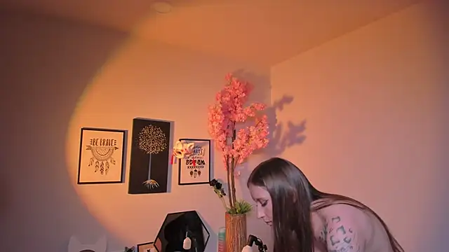 siouxsie_cenobite (F young) - (∩^o^)⊃━☆ Massive squirt + 4 min control