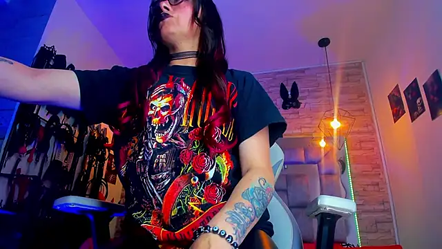 evangelinejoness_ (F milf) - Lick my delicious asshole now!!🐶🍑😏