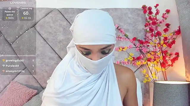 _tariq (F teen) - show me your ass💕