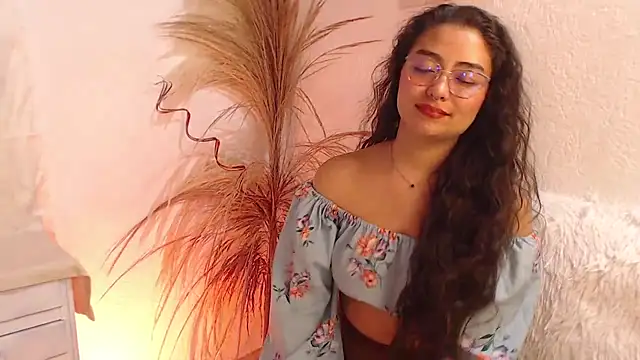 _kim__m (F young) - TWERK WITH PLUG