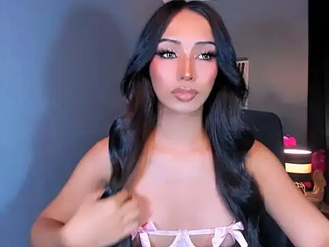 xUrGoddess_islaCumsAlotx webcam