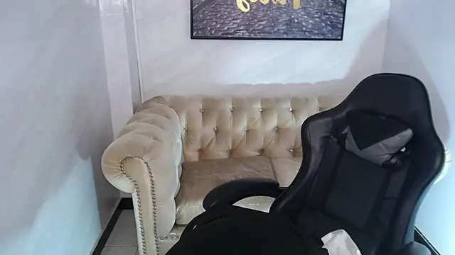 Afrodita_Wild_v webcam