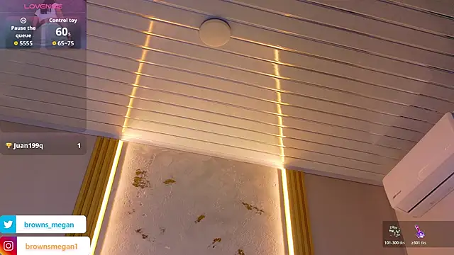 Megan_browns1 webcam