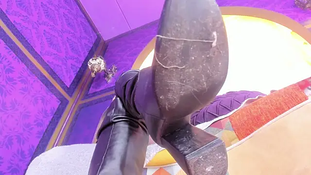 Scarlett_Barnes webcam