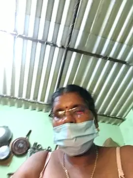 Tamilselviroja- webcam