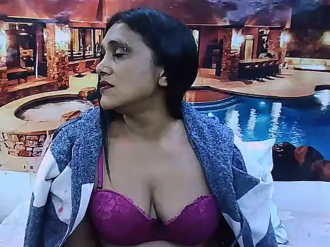 IndianSexyLady20 webcam