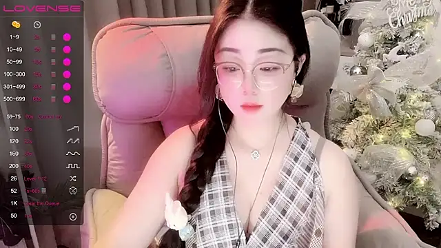 Monica-666888- webcam