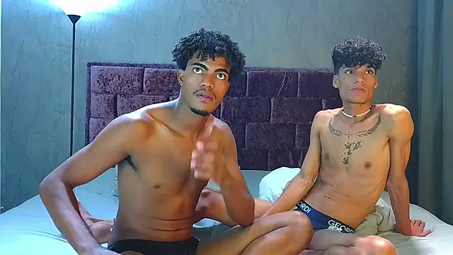 The_golden_boys1 webcam